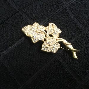 Swarovski White Diamond Simulant Gold Tone Ivy Brooch Pin